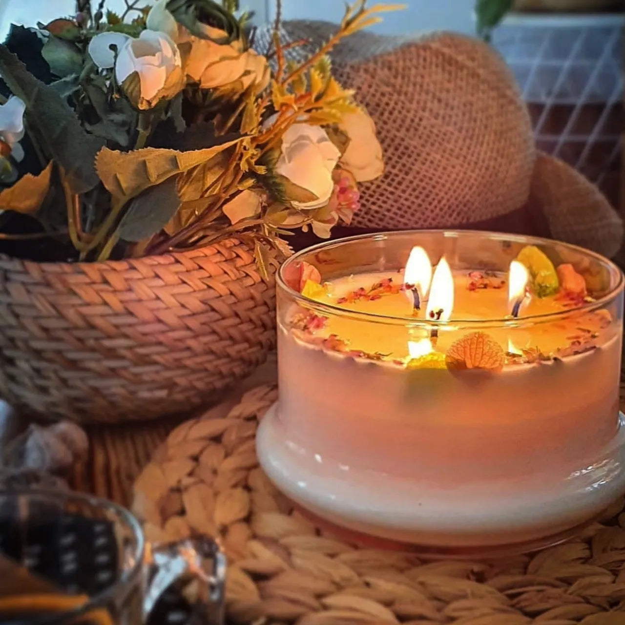 Candela Profumata in Cera di Soia - Design Artigianale e Olfattivo - Io Sono La Luce