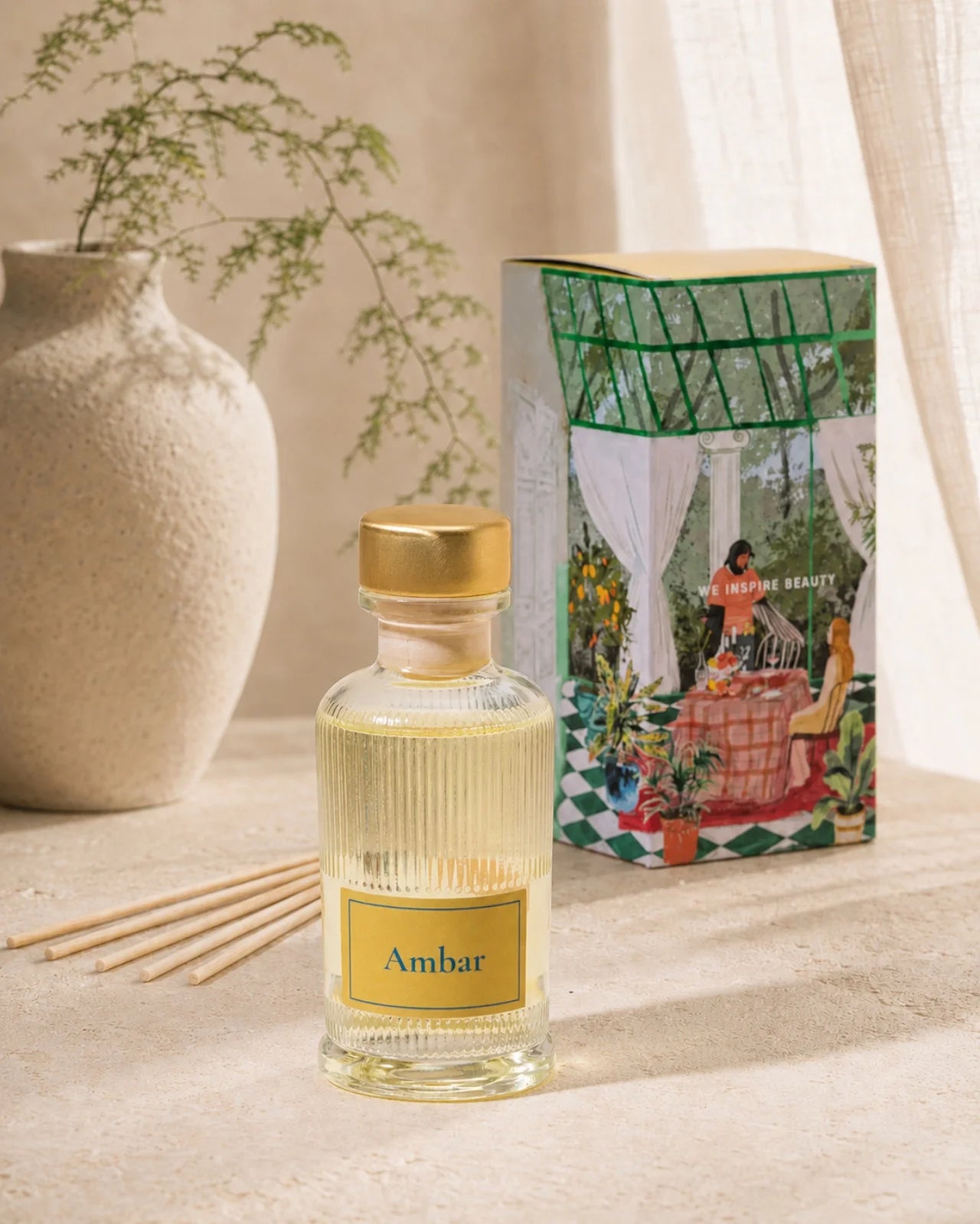 Diffusore a bastoncini fragranza d'ambiente note di ambra vaniglia e rosa per profumare casa | Made in Italy - Io Sono La Luce Roma