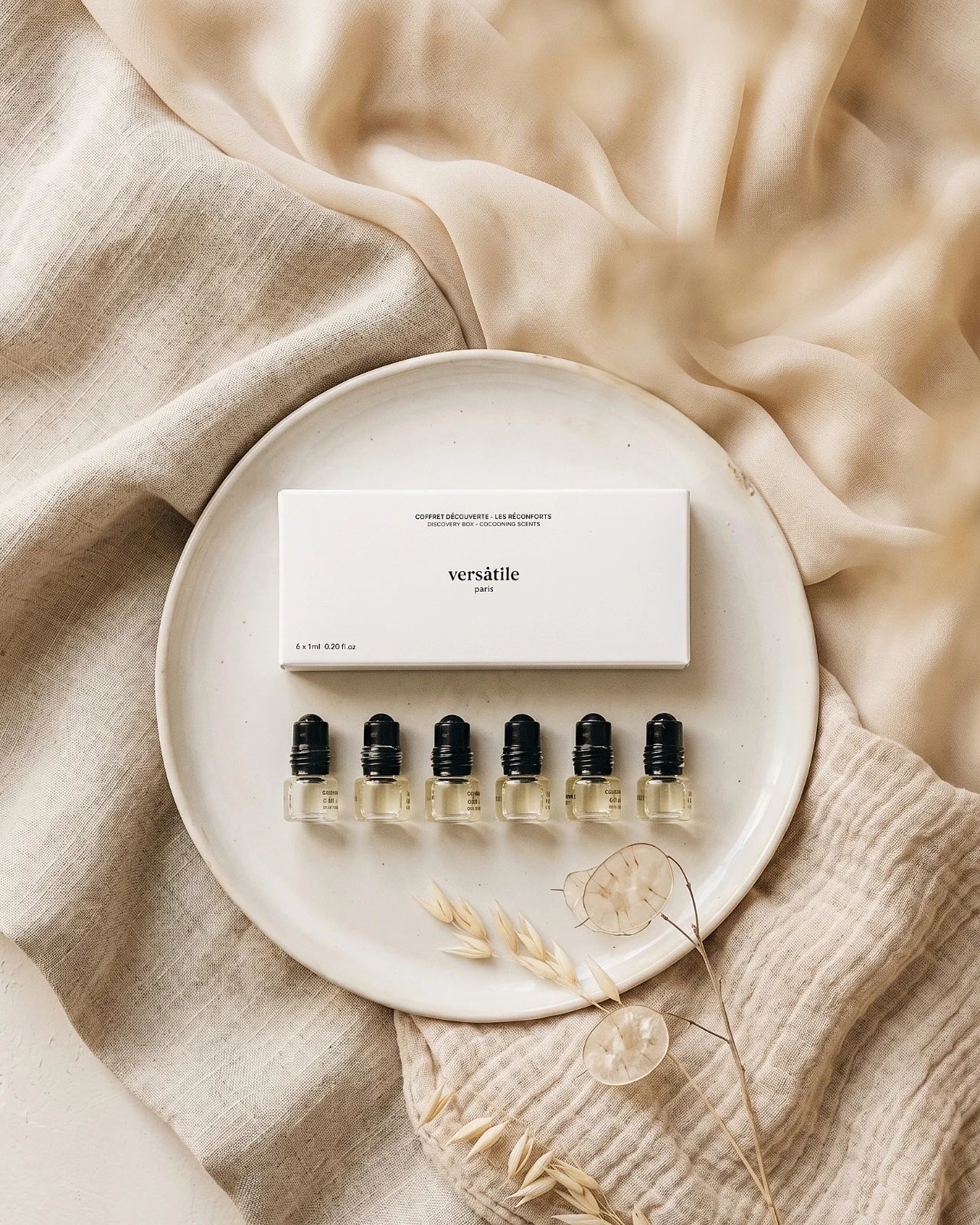discovery kit versatile Paris estratti di profumo formato roll on senza alcool fragranza gourmand confortanti e coocon - roma