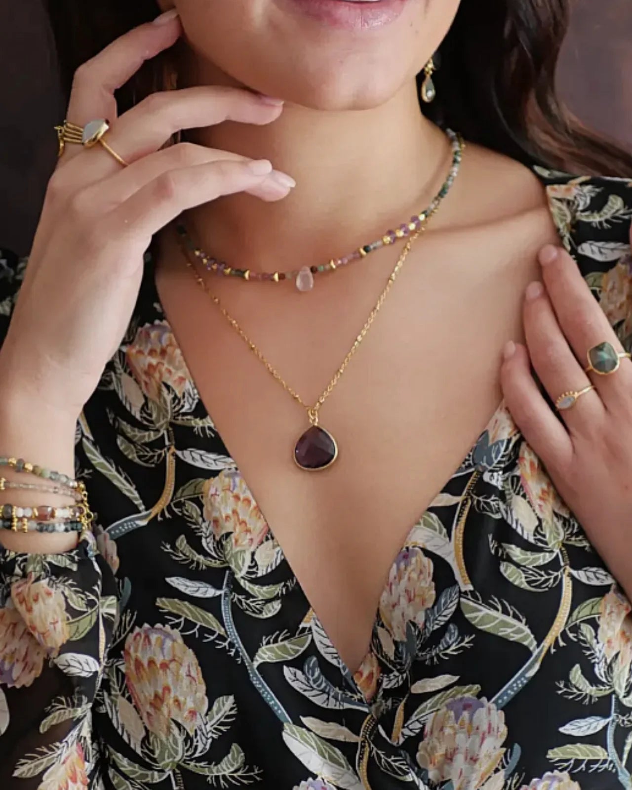 collana artigianale made in paris in ottone placcato oro 18k 2 micron con ciondolo pietra naturale labradorite 