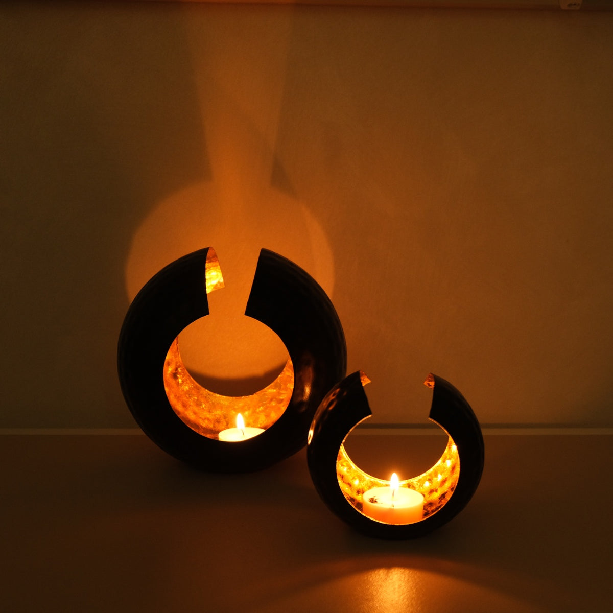 AUREO PORTACANDELA TEALIGHT ORO E NERO LANTERNA METALLO